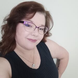 Meet your Posher, Julie